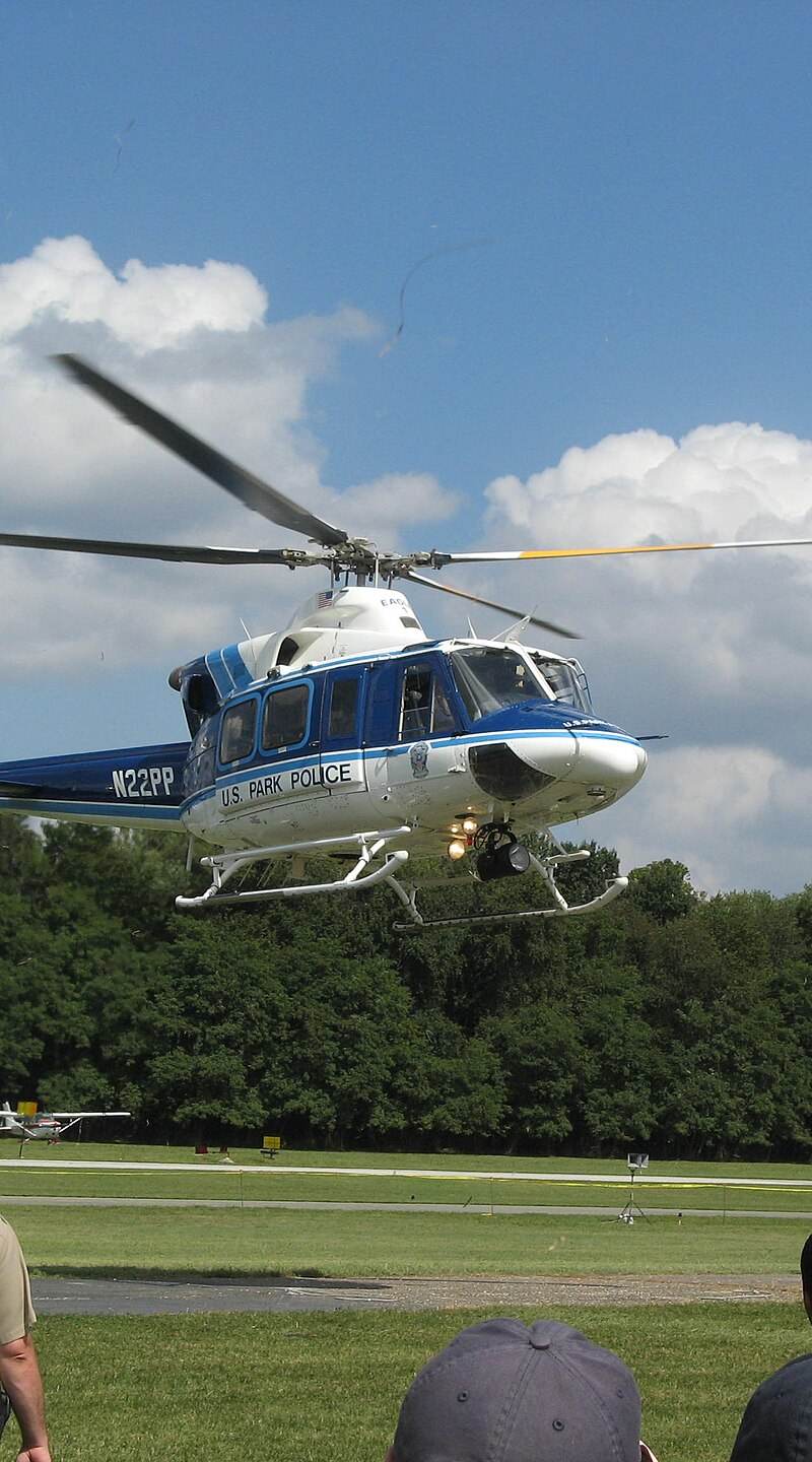 N22PP - Helicopter