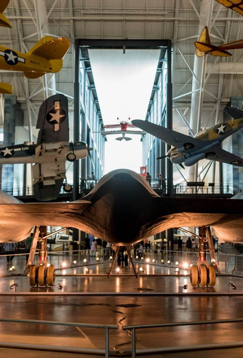  - Twin-engine aircraft