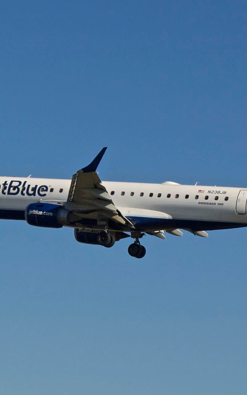 N238JB - Embraer