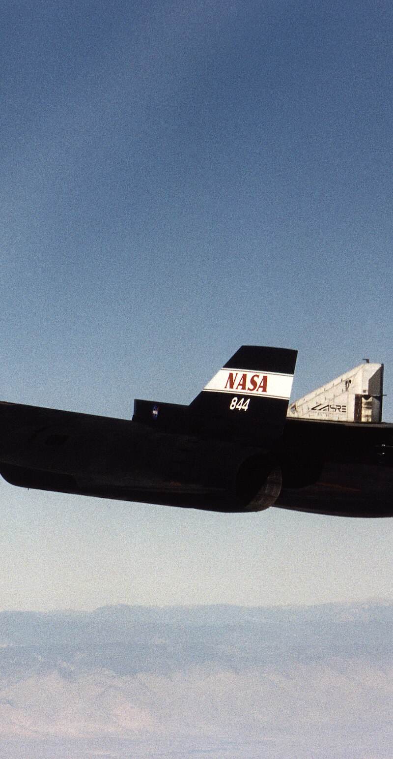  - Twin-engine aircraft
