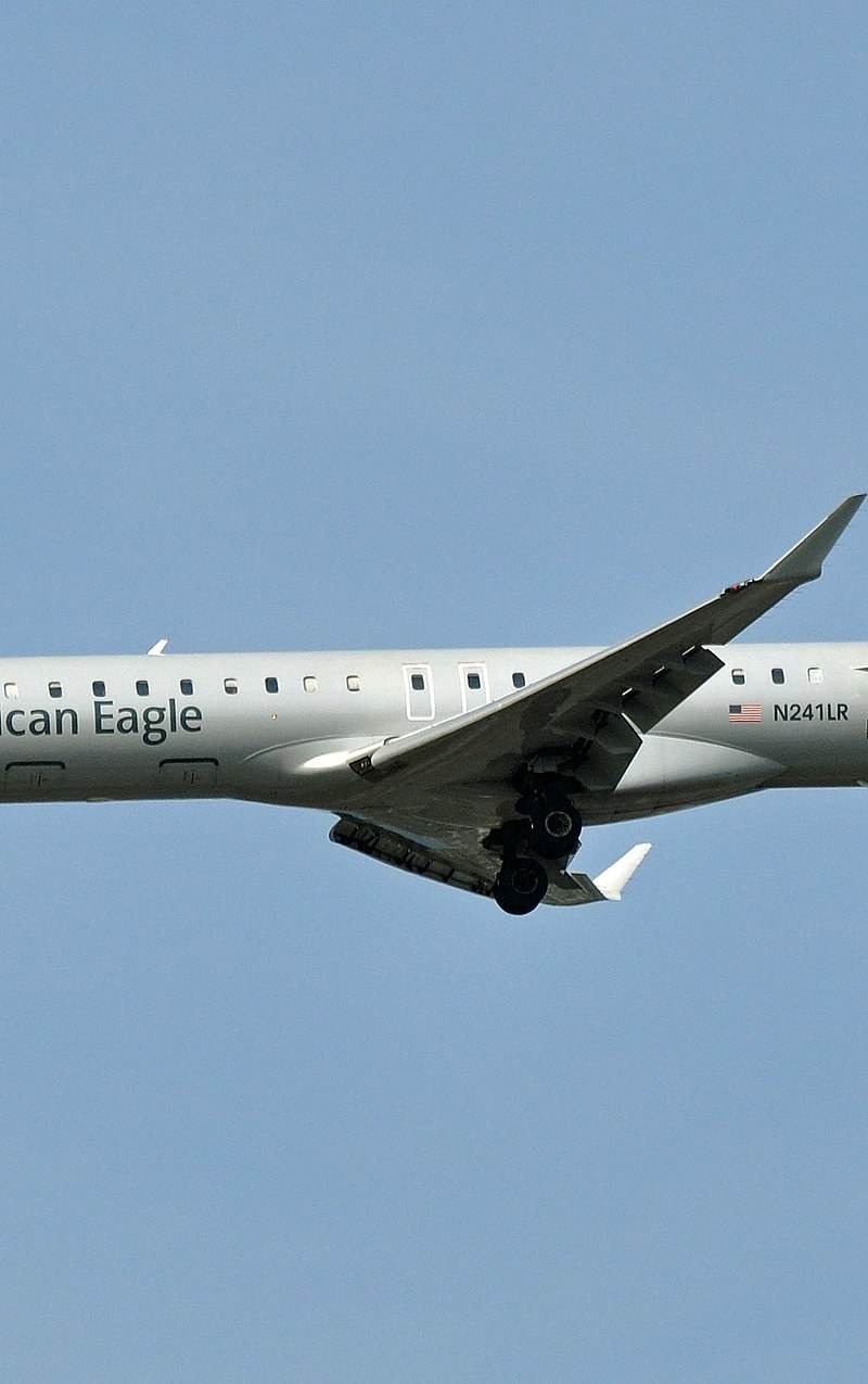 N241LR - Bombardier