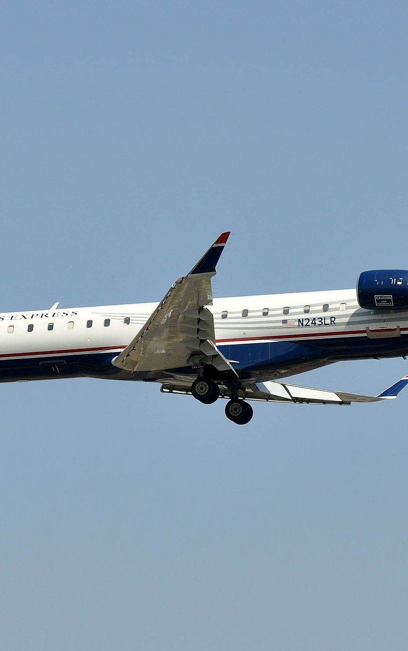 N243LR - Bombardier