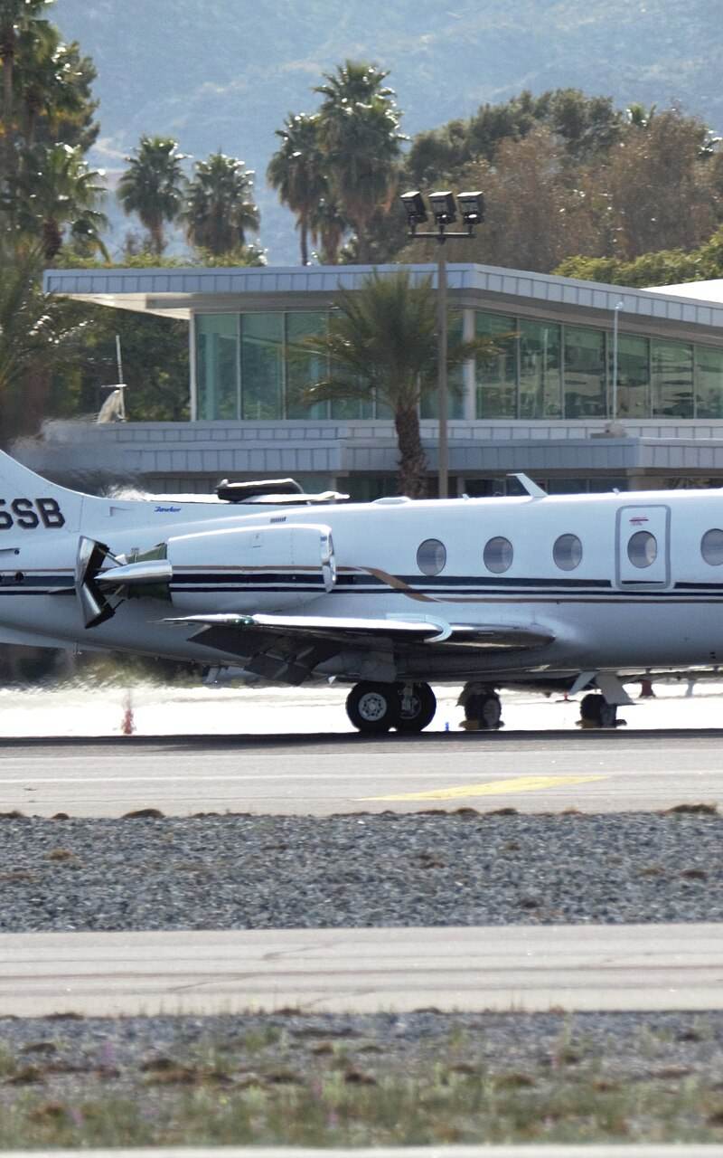 N225SB - Beech