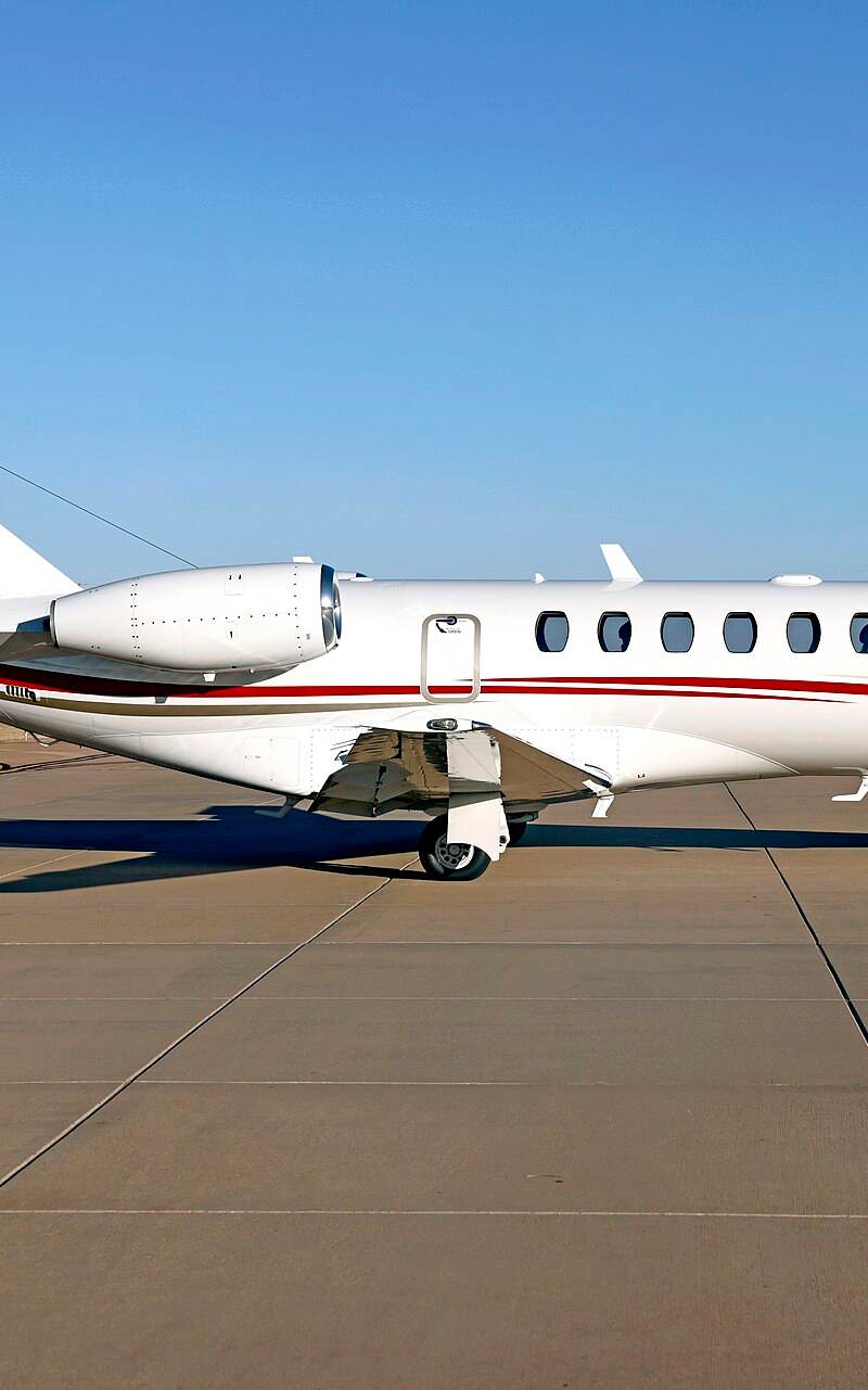 N351AJ - Business jet