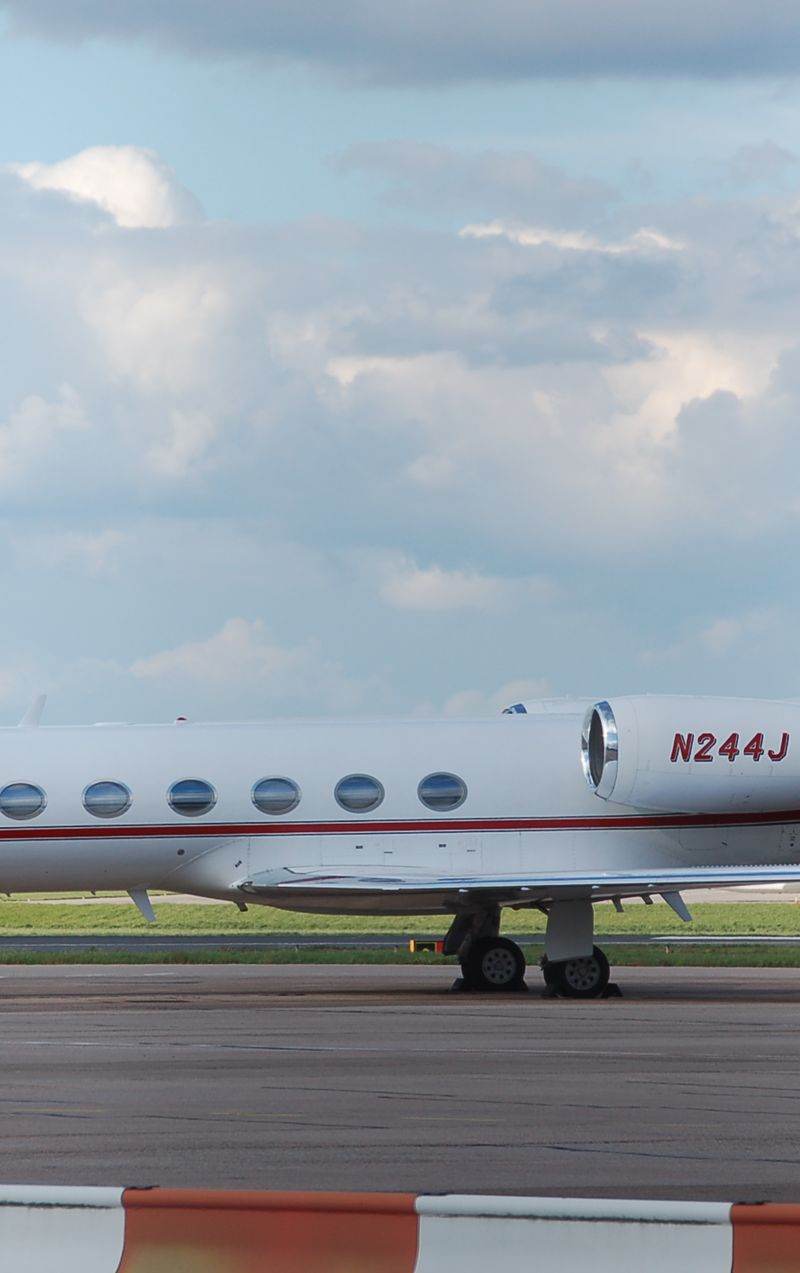 N244J - Business jet