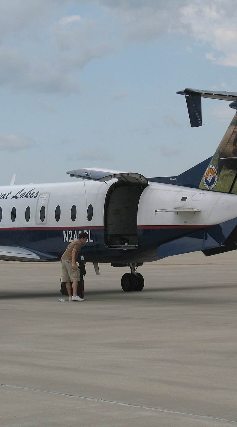 N245GL - Beech