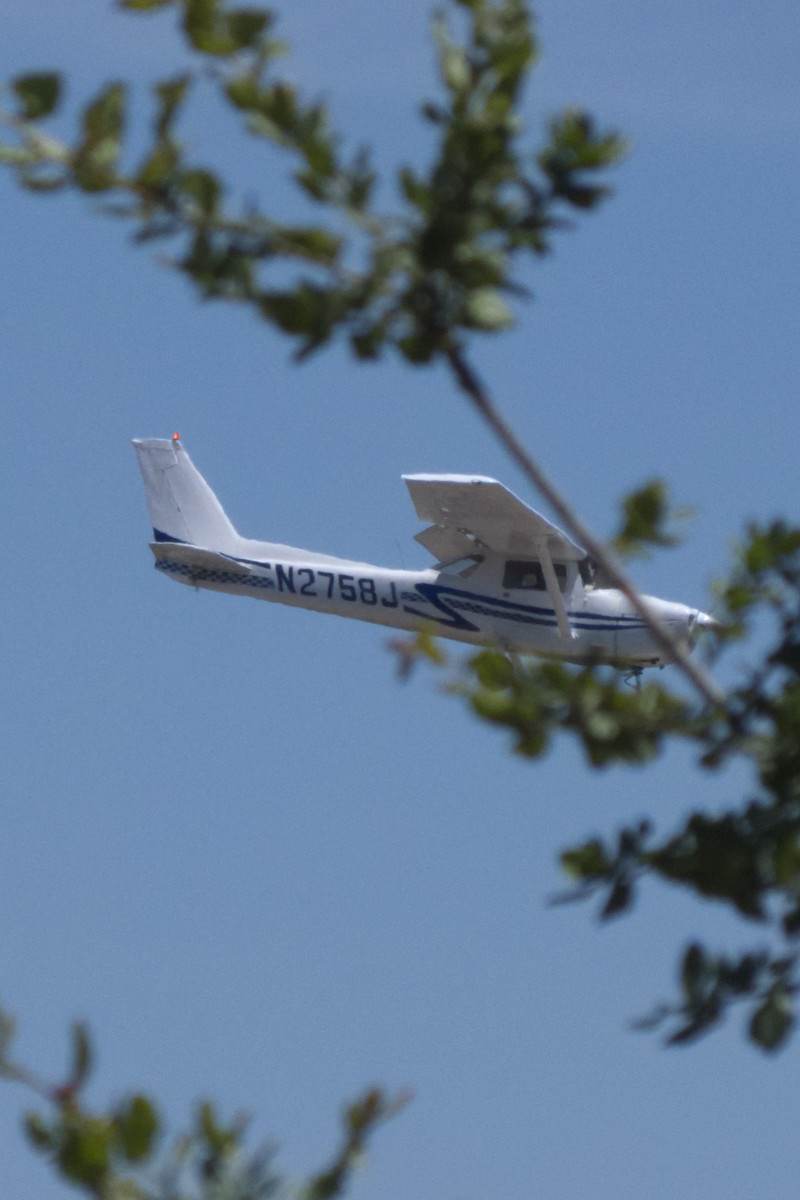 N2758J - Cessna