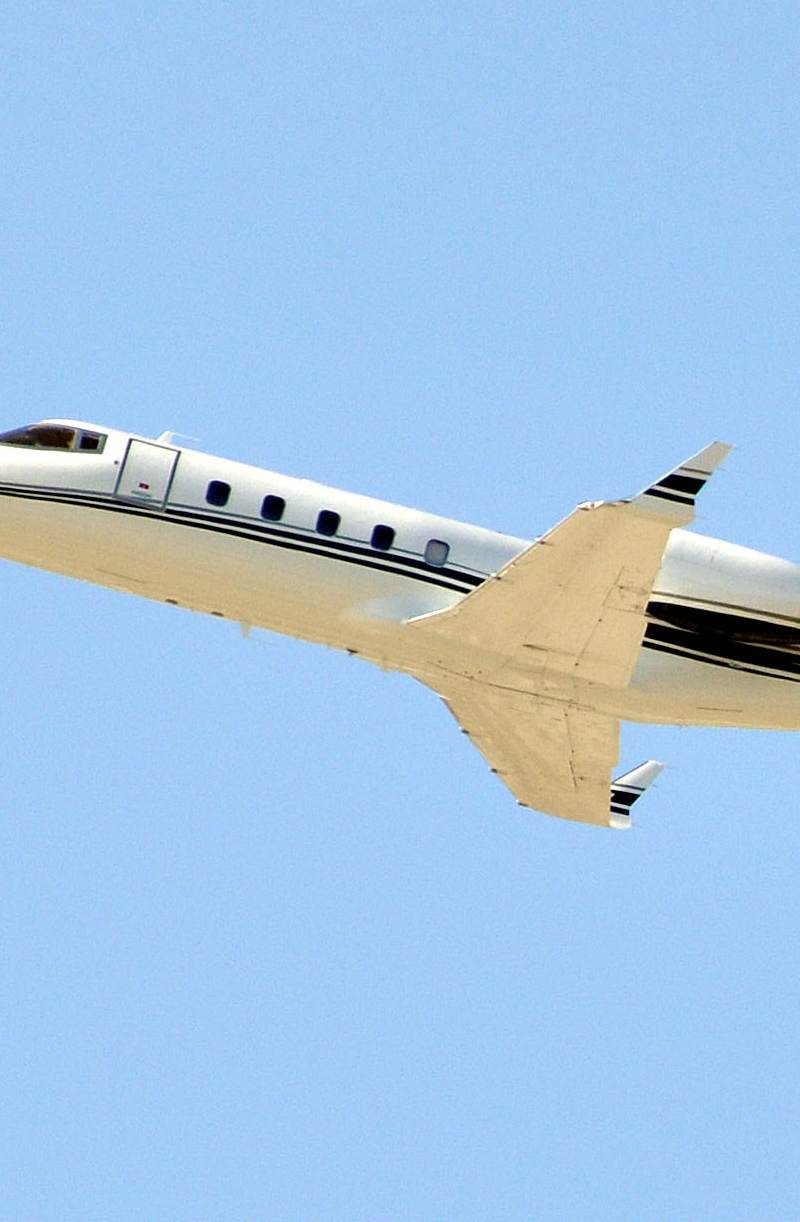 N248LA - Business jet