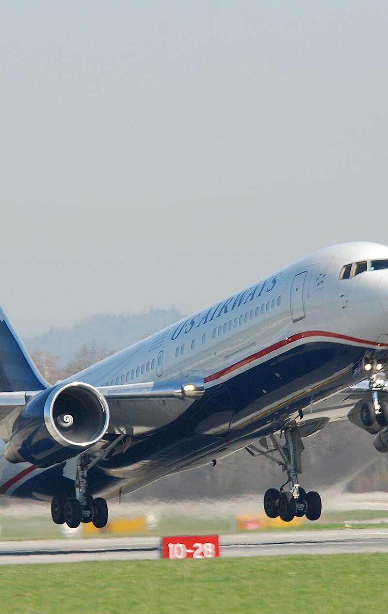 N250AY - Twin-engine aircraft