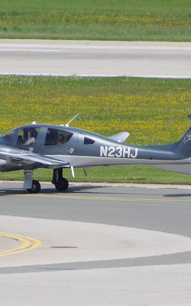 N23HJ - Diamond