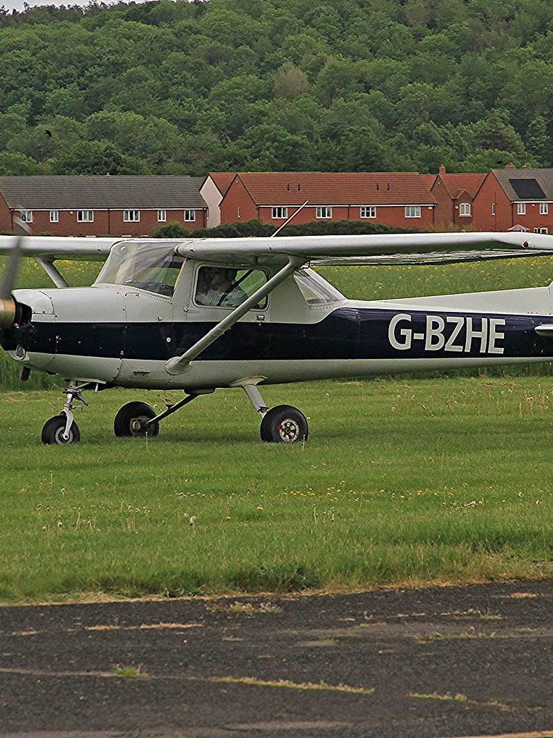 G-BZHE - Cessna