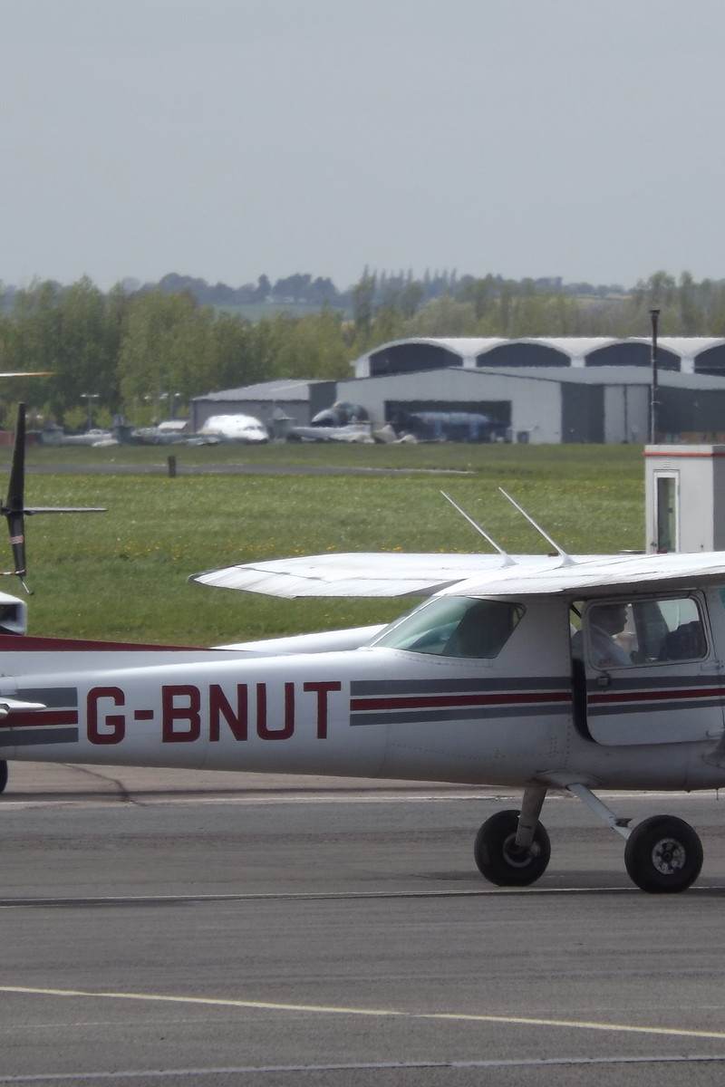 G-BNUT - Cessna