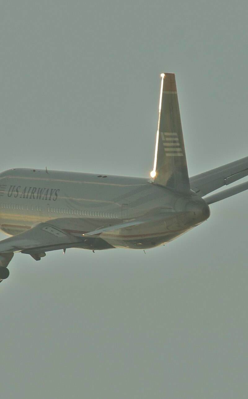 N251AY - Twin-engine aircraft