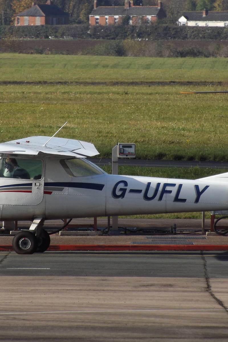 G-UFLY - Single-engine aircraft
