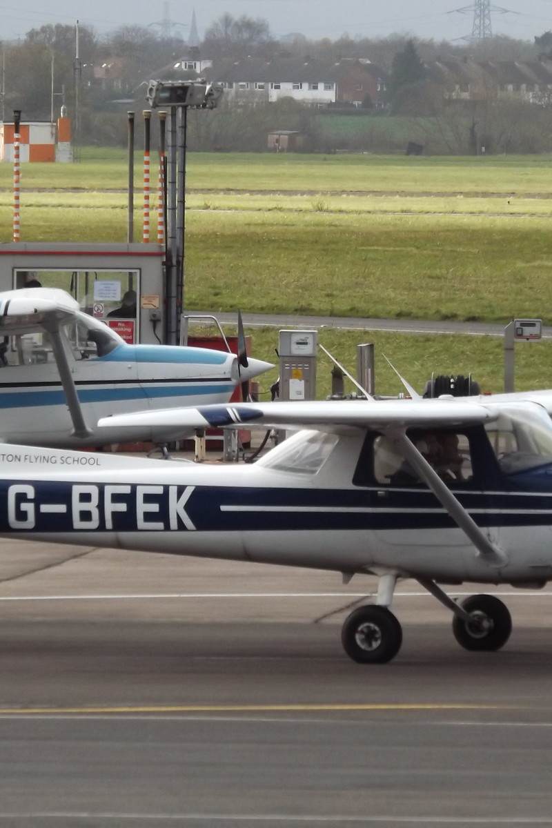 G-BFEK - Single-engine aircraft