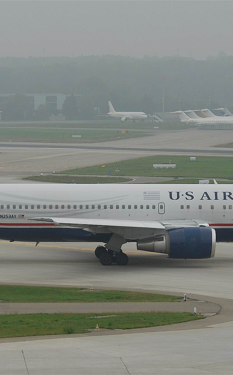 N253AY - Twin-engine aircraft