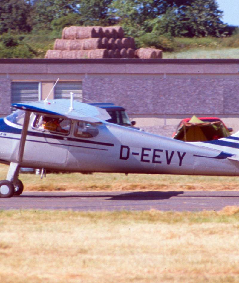 D-EEVY - Single-engine aircraft