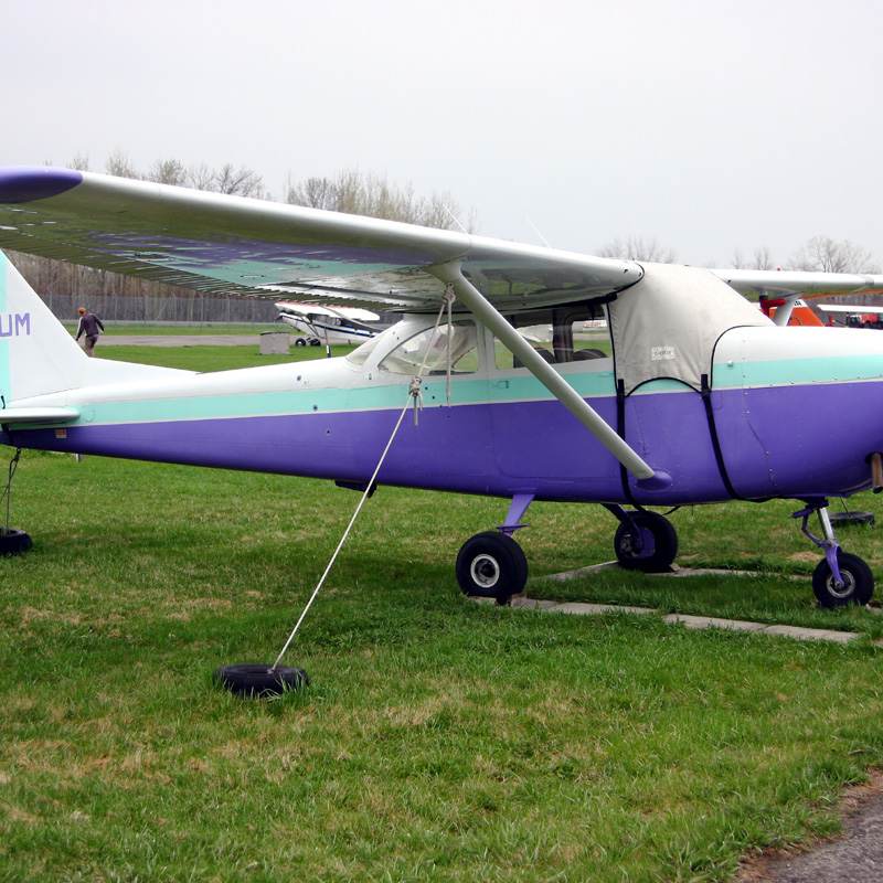 C-FRUM - Cessna