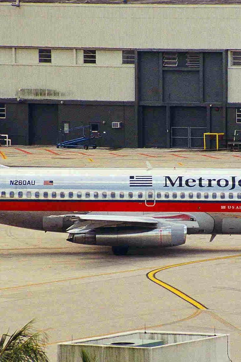 N260AU - Boeing