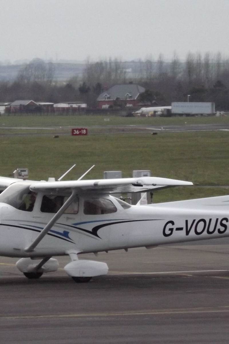 G-VOUS - Cessna
