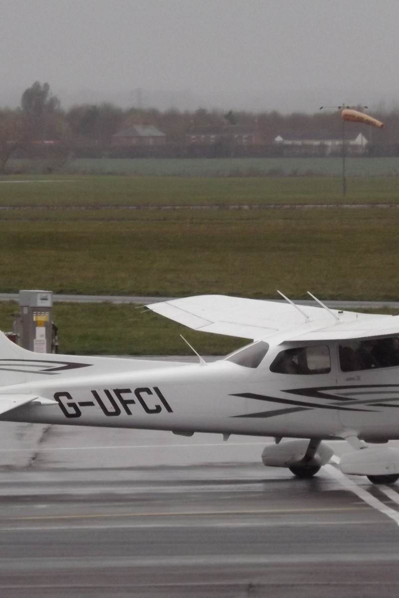 G-UFCI - Cessna