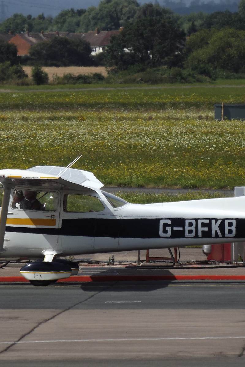 G-BFKB - Cessna