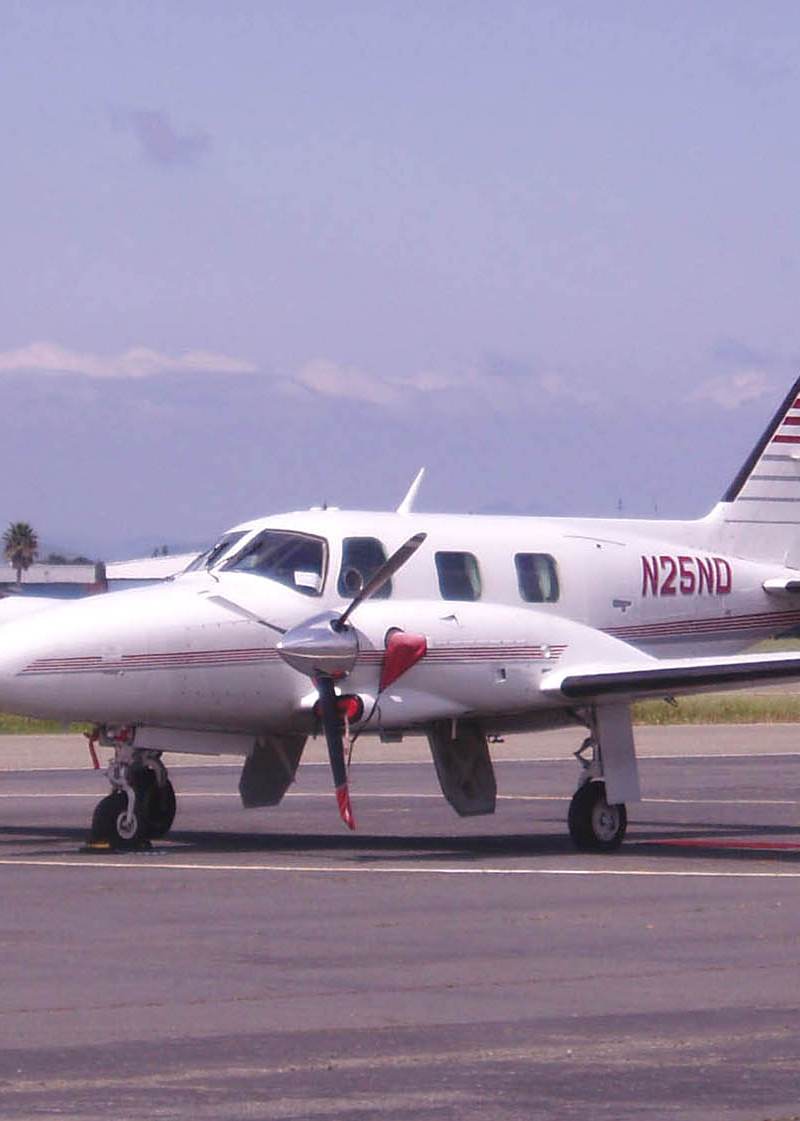 N25ND - Twin-engine aircraft