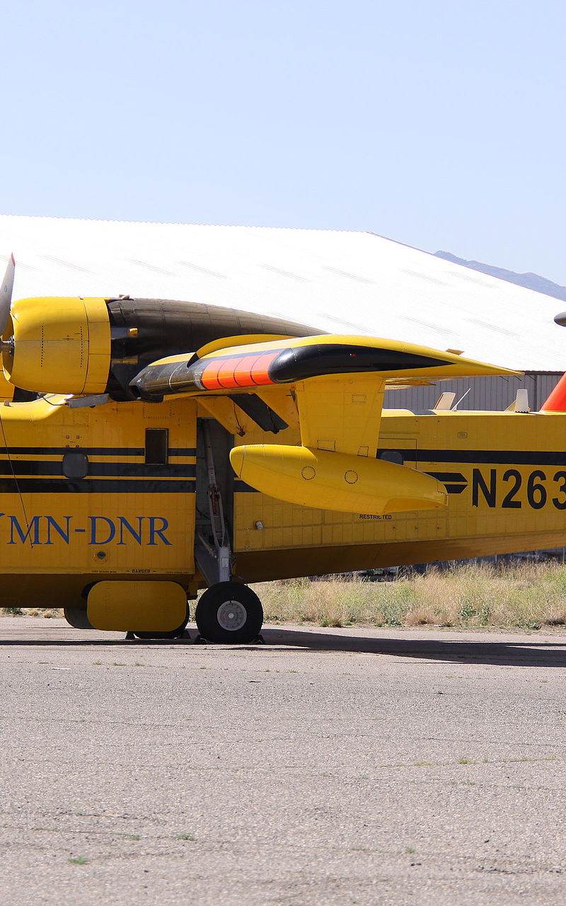 N263NR - Twin-engine aircraft