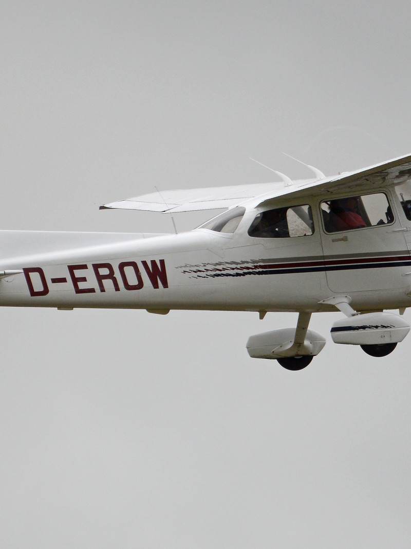 D-EROW - Cessna