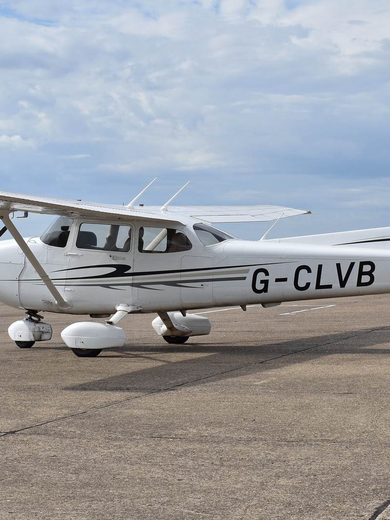 G-CLVB - Cessna