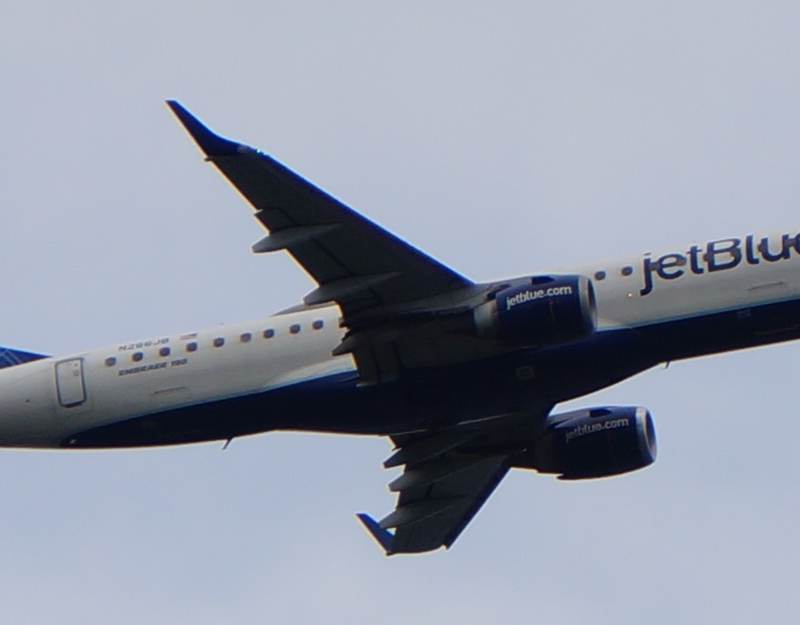 N266JB - Embraer