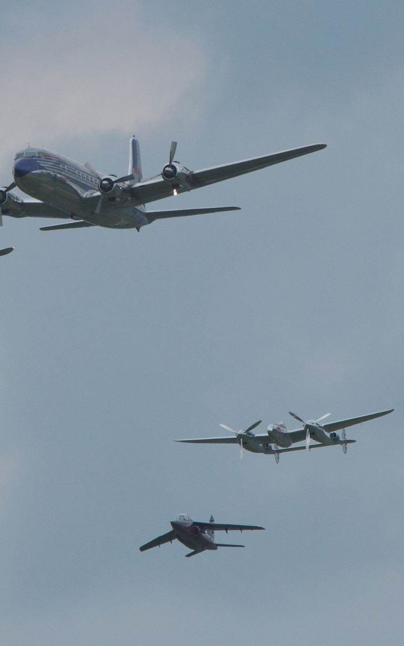 N25Y - Lockheed