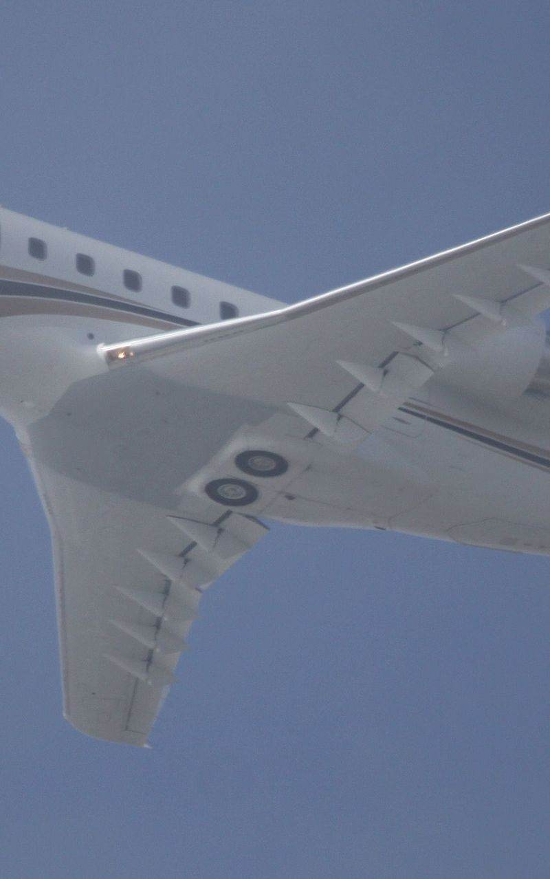 N1DH - Business jet