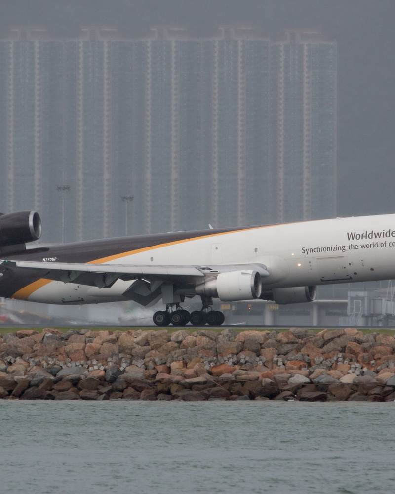 N270UP - Douglas