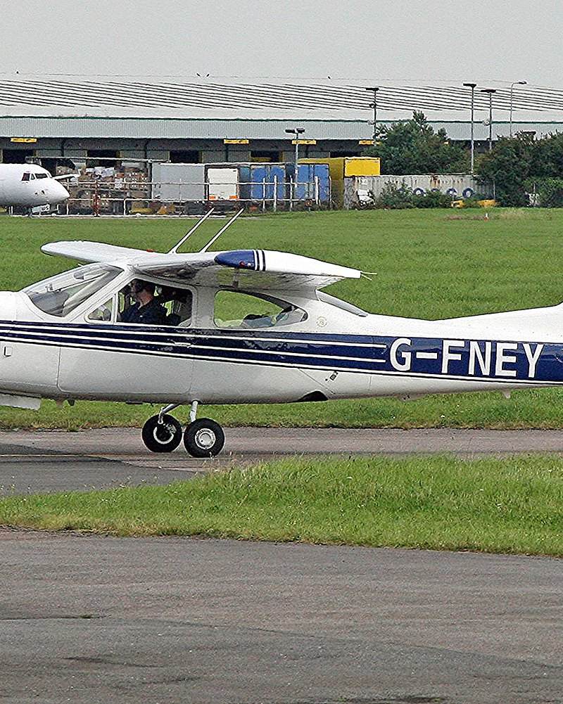 G-FNEY - Cessna