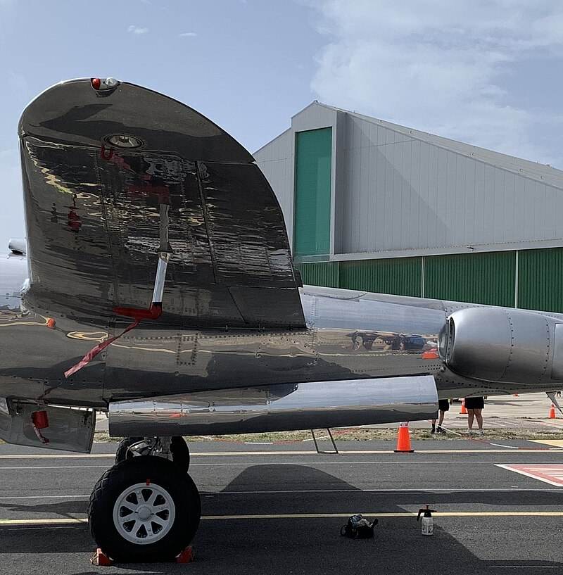 N25Y - Lockheed