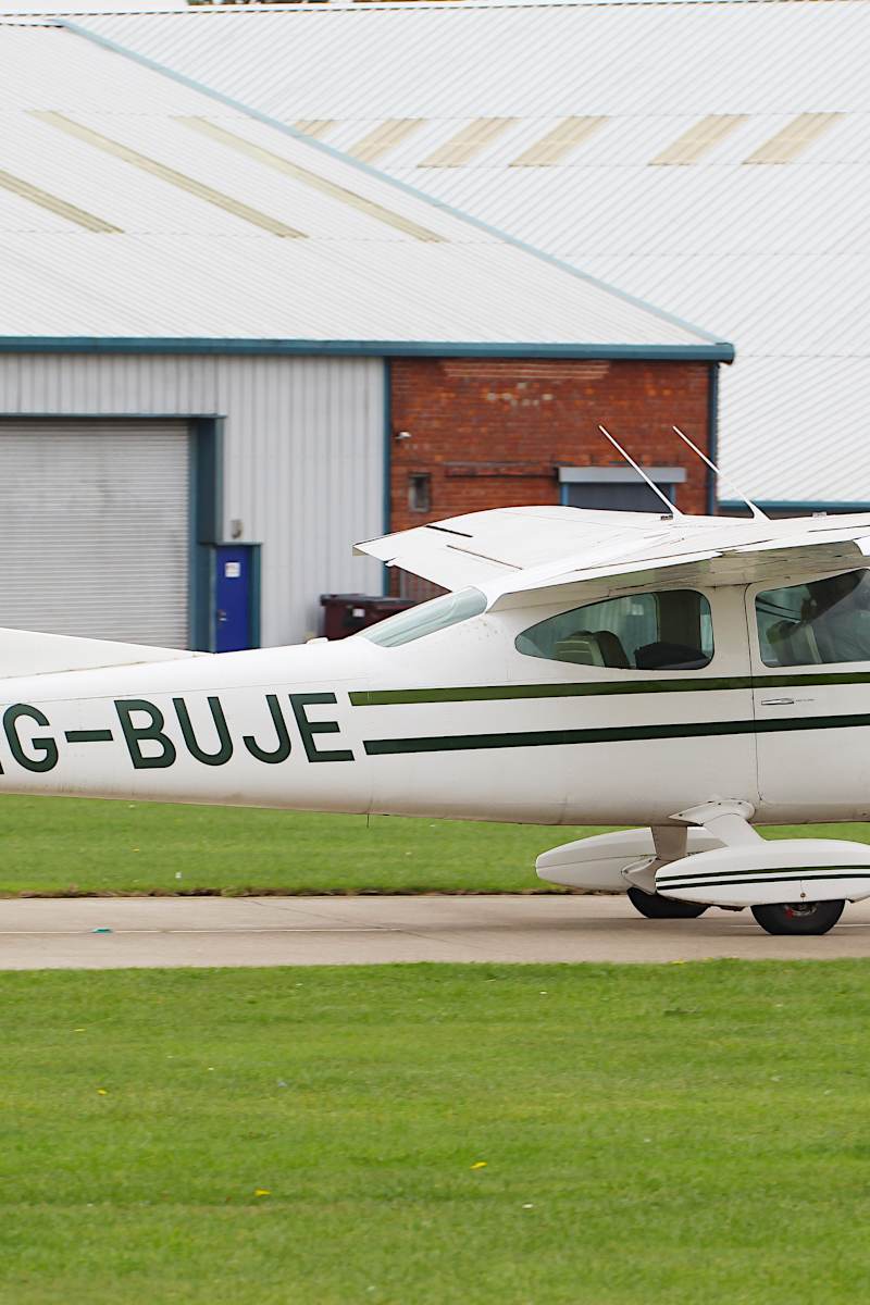 G-BUJE - Cessna
