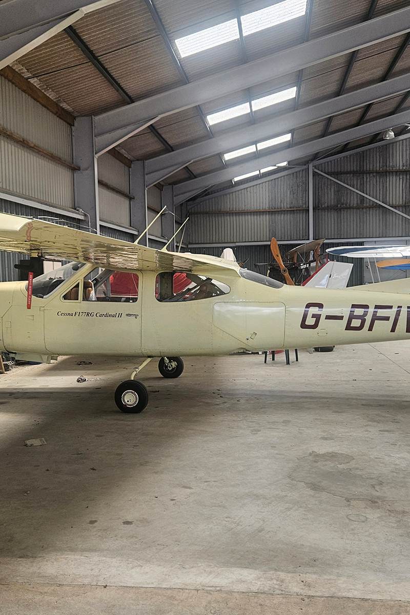 G-BFIV - Cessna