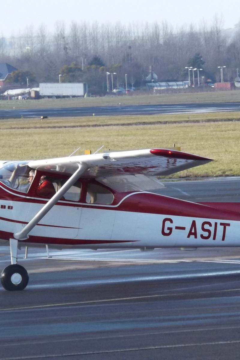 G-ASIT - Cessna