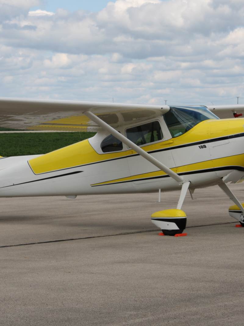 N3890C - Cessna