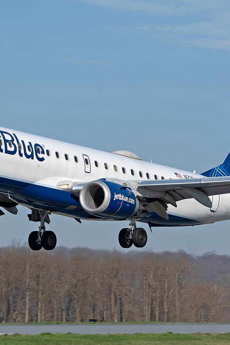 N279JB - Embraer