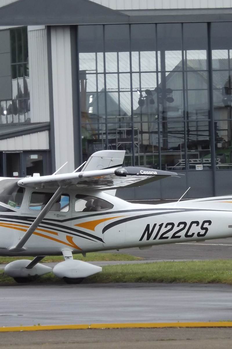 N122CS - Cessna
