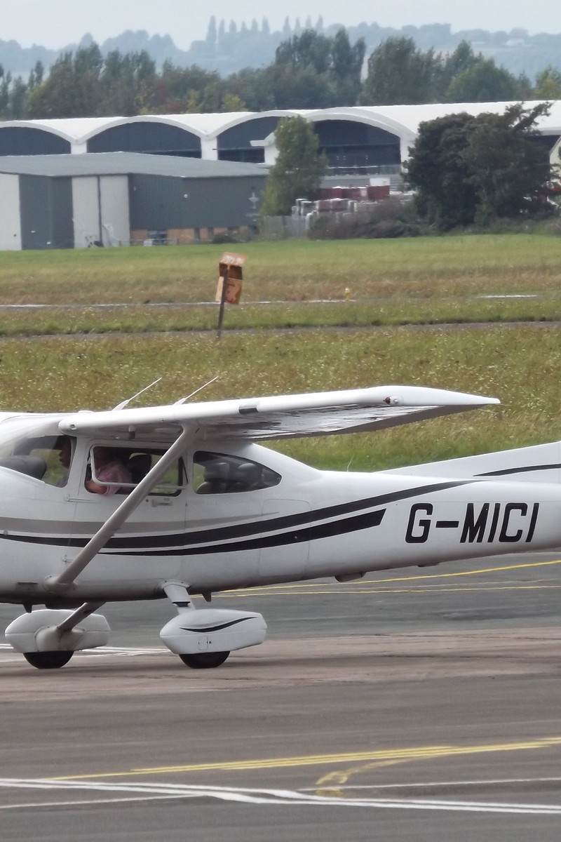 G-MICI - Cessna