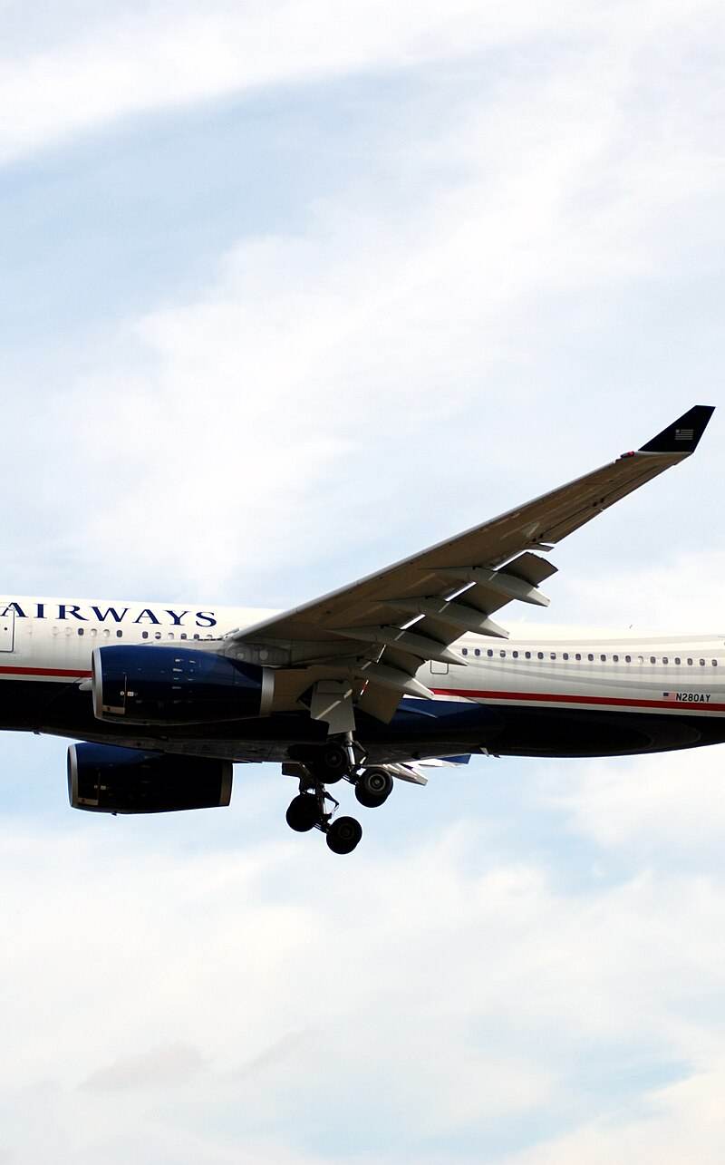 N280AY - Airbus