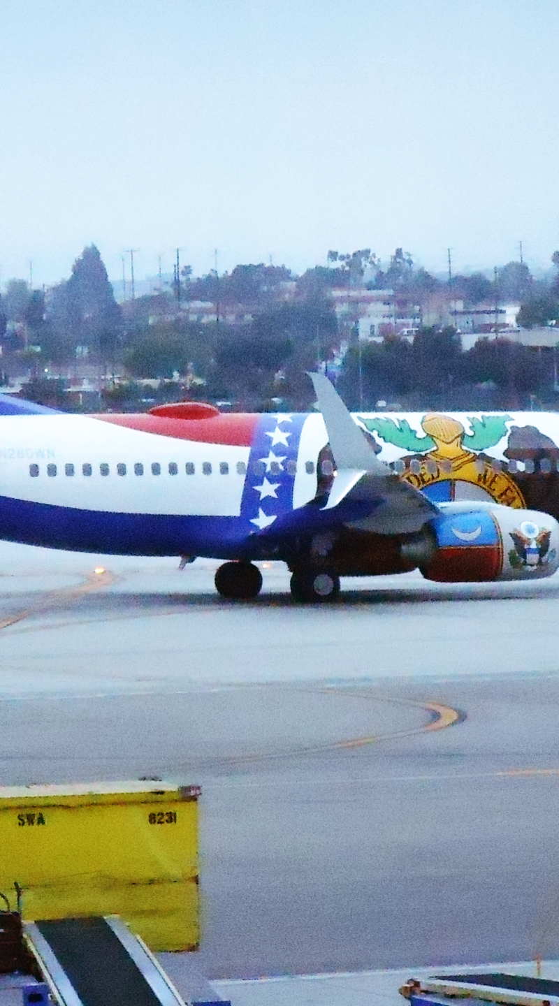 N280WN - Boeing