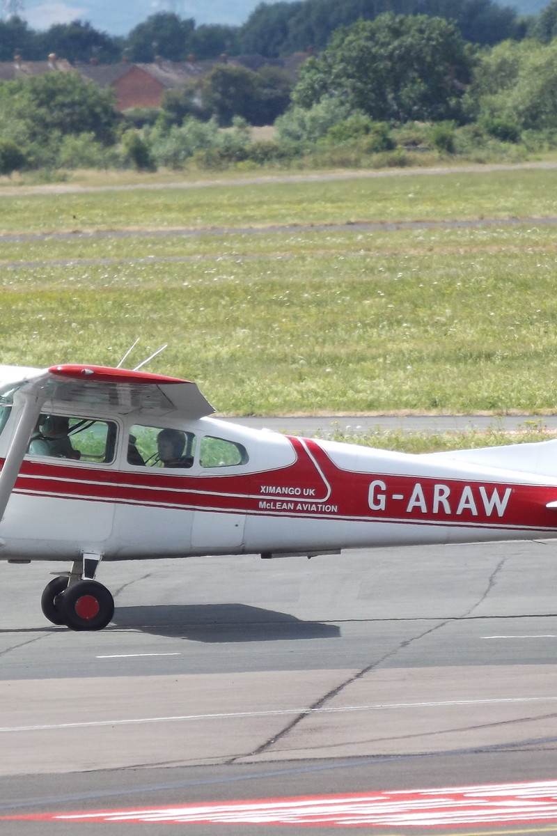 G-ARAW - Cessna