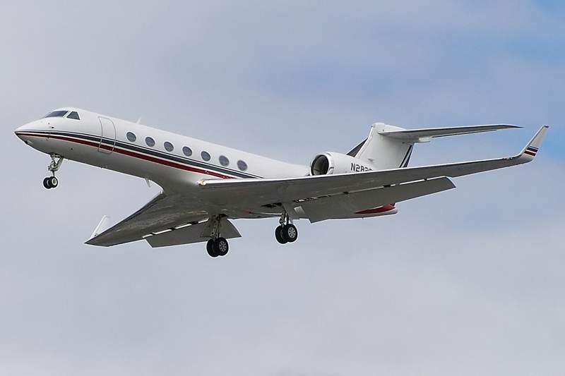 N282Q - Business jet