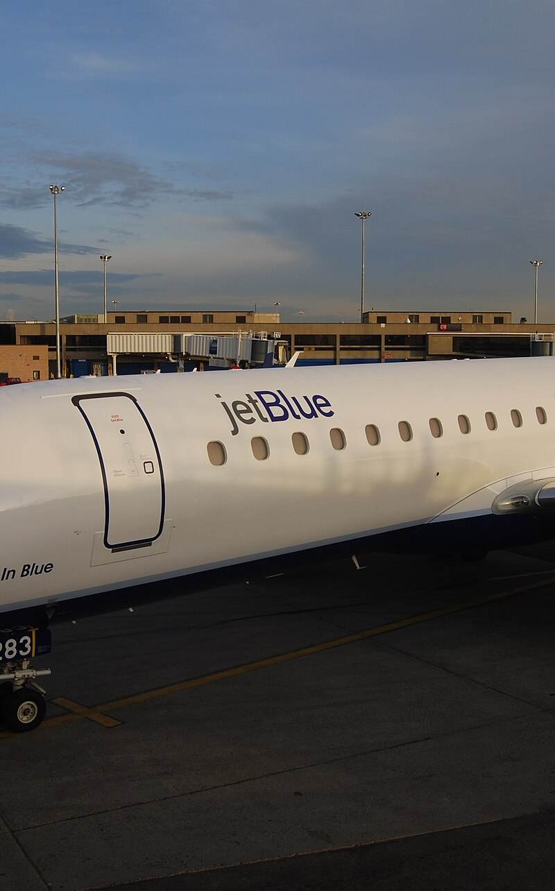 N283JB - Embraer