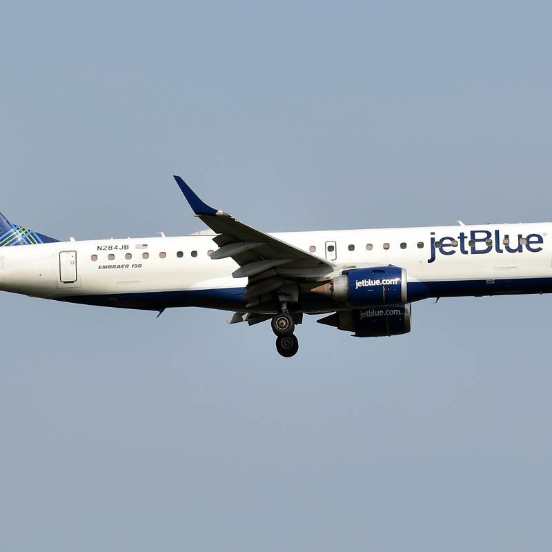 N284JB - Embraer