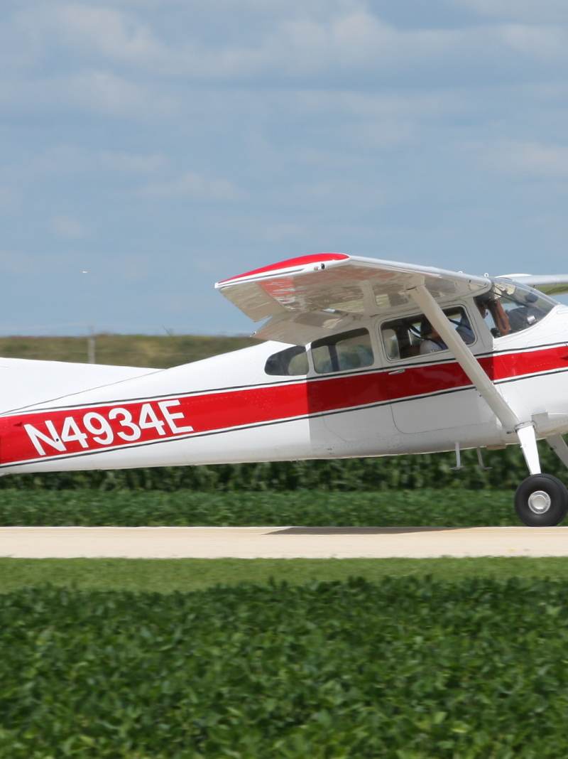 N4934E - Cessna